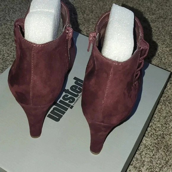 Unlisted Berry Heeled Boots - Picture 6 of 14